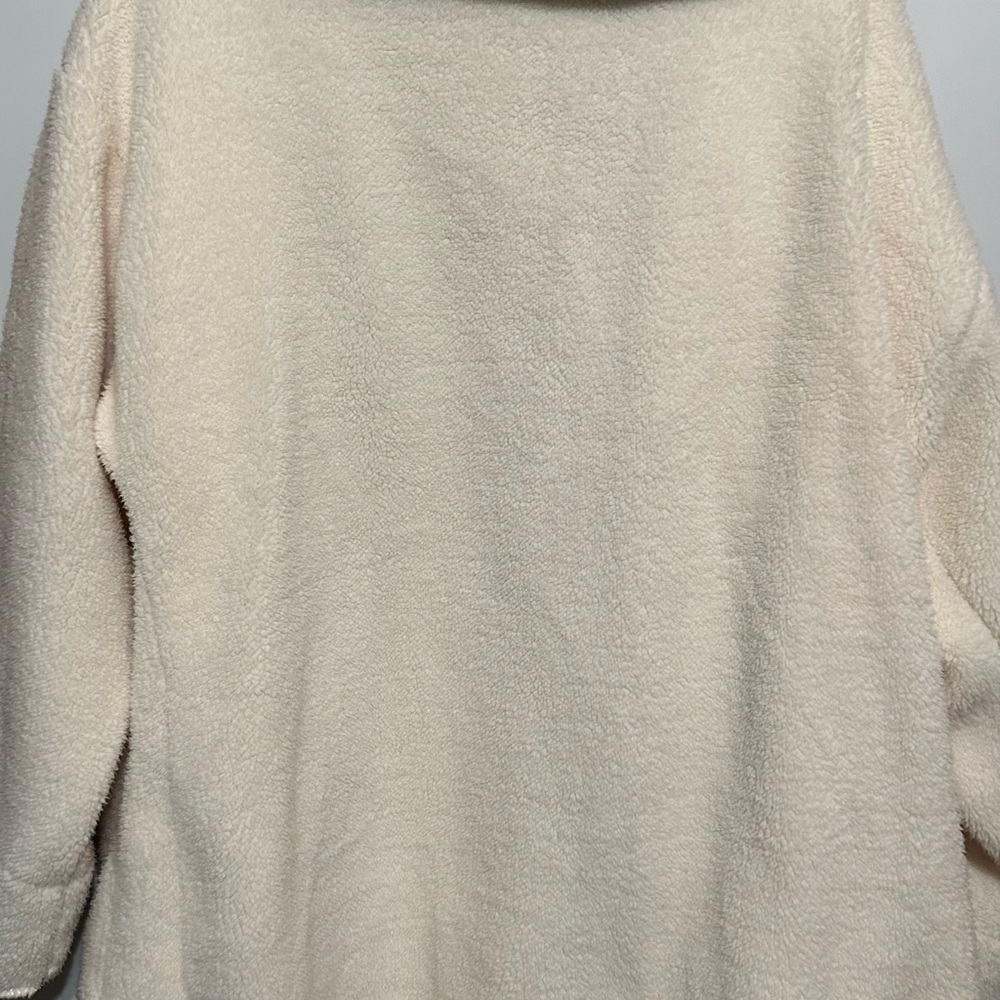 Soft fuzzy kookaburra by ugg cardigan - Picture 2 of 4